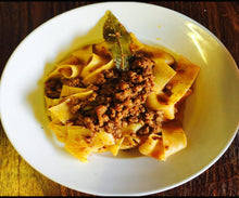 Load image into Gallery viewer, SIENA, SAN GIMIGNANO & MONTERIGGIONI FROM FLORENCE