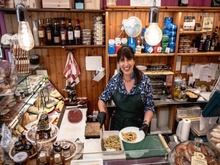 Load image into Gallery viewer, SIENA FOOD TOUR & CHIANTI WINE